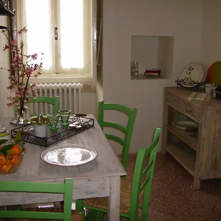 Bed & Breakfast Antico Aranceto 3*