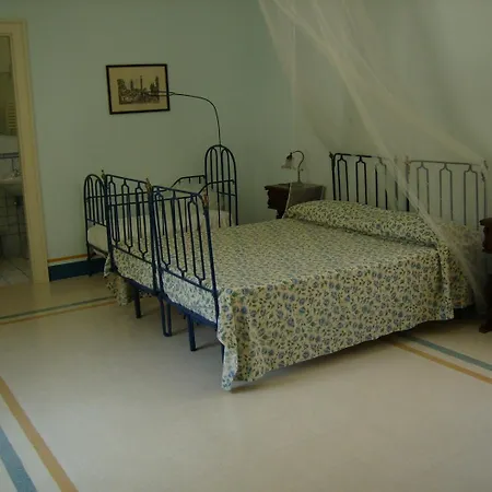 Antico Aranceto Bed and Breakfast 3*