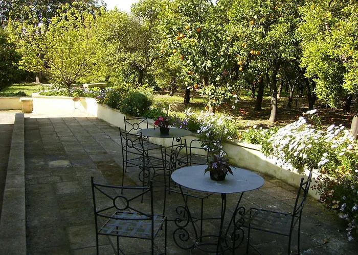 Bed & Breakfast Antico Aranceto 3*