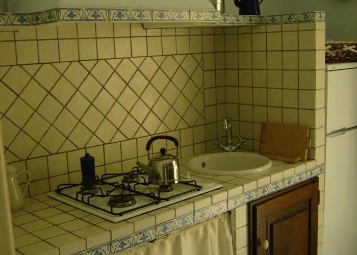 Bed & Breakfast Antico Aranceto 3*